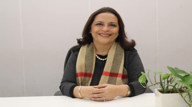 Meena Bahl Kapoor, Astroyogi